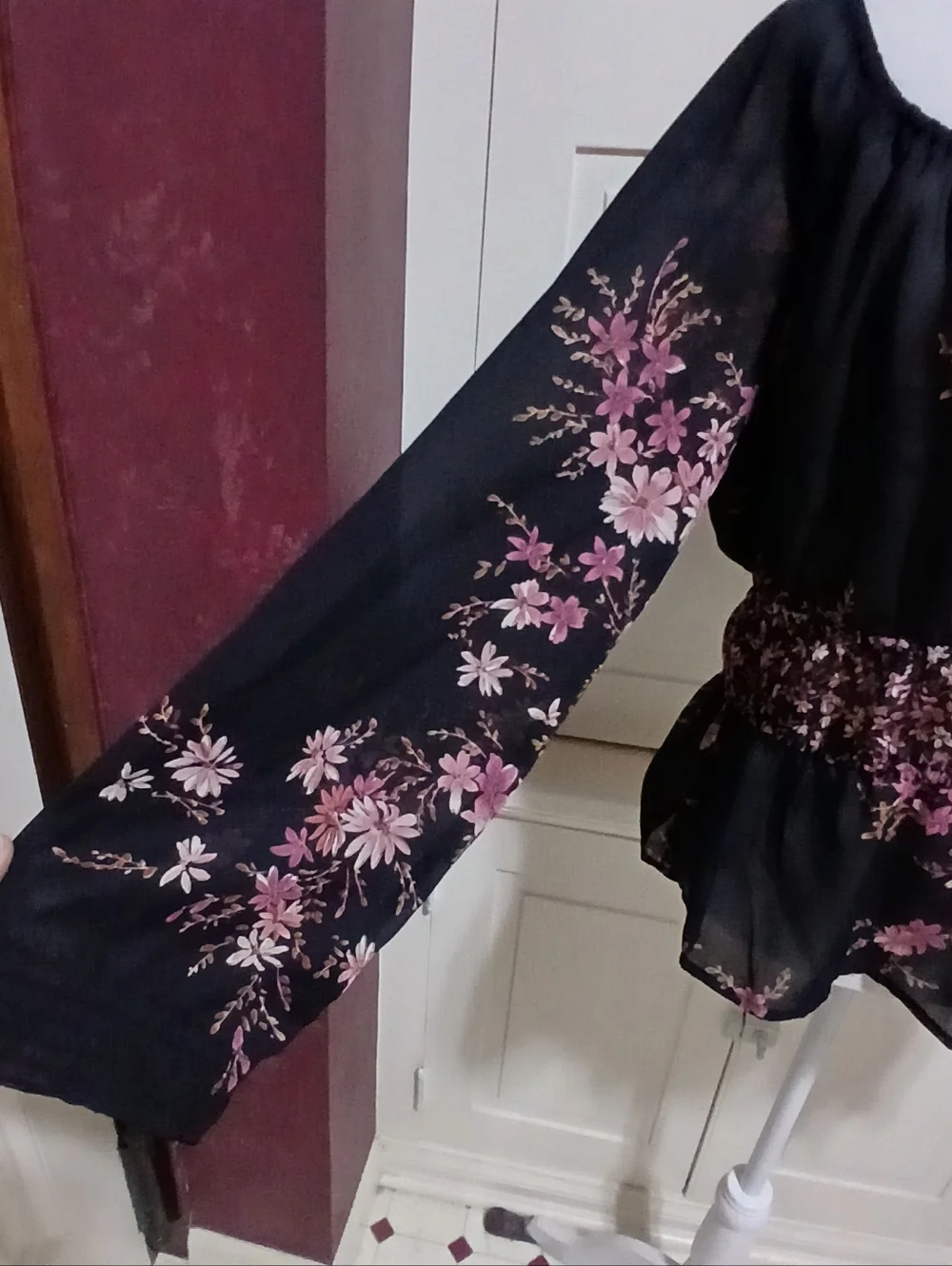 Vintage AGB Byer California Size M Black Pink Floral Mesh Y2K Blouse Top - Picture 6 of 7